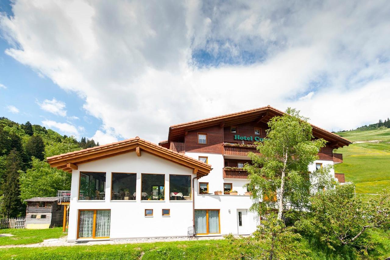 Hotel Cuntera Curaglia Eksteriør billede
